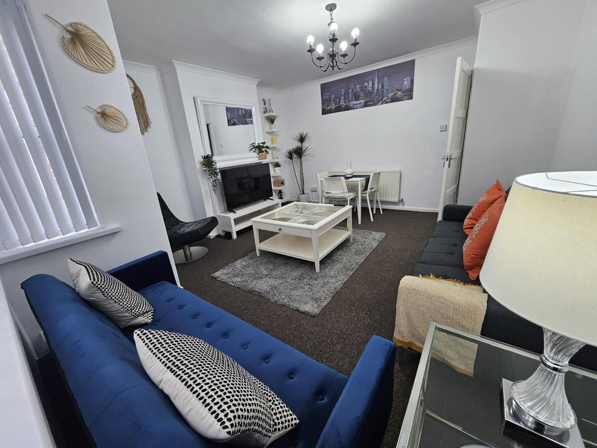 Nariken Apartments, Кардиф Екстериор снимка