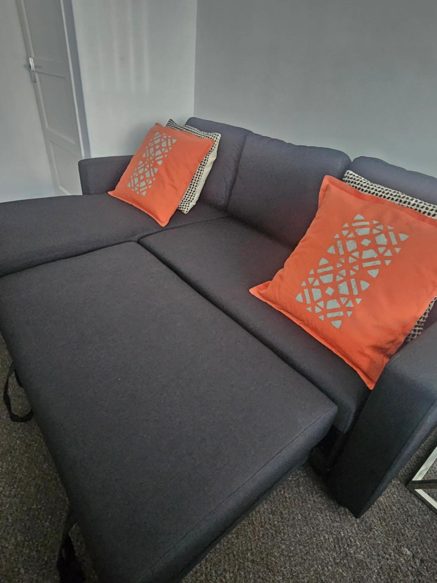 Nariken Apartments, Кардиф Екстериор снимка