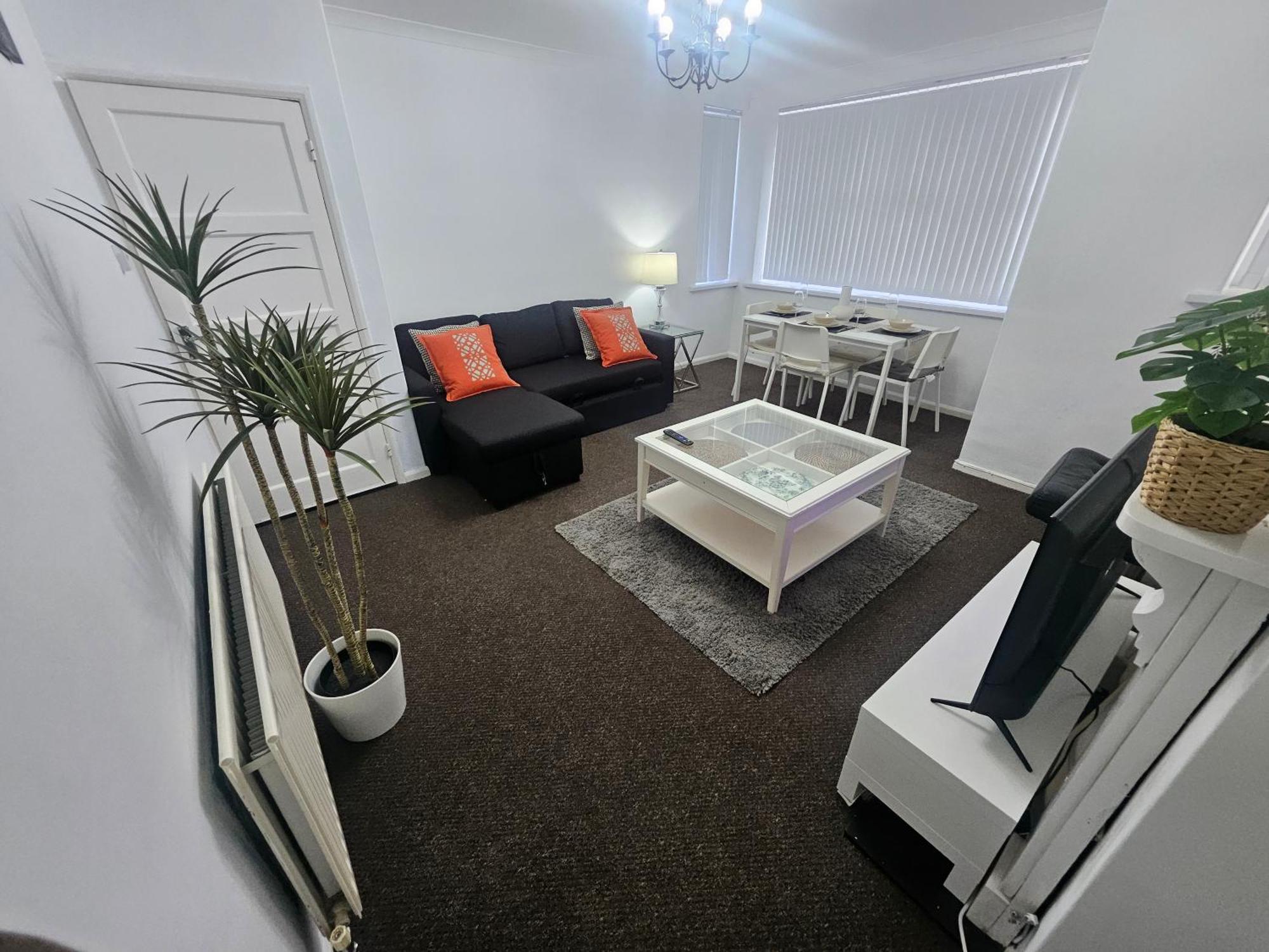 Nariken Apartments, Кардиф Екстериор снимка